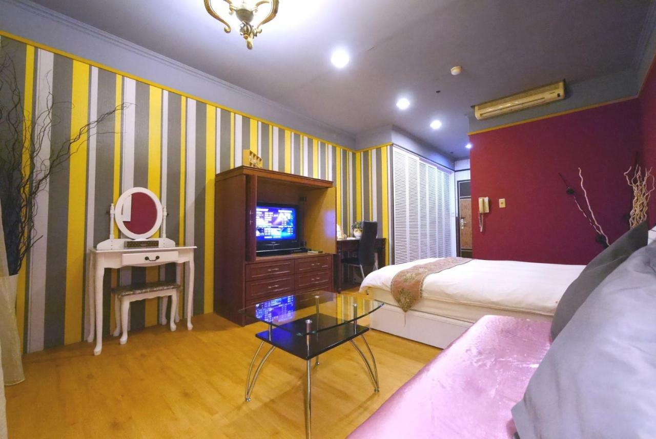 Apartament Jia Jia House Kaohsiung Zewnętrze zdjęcie